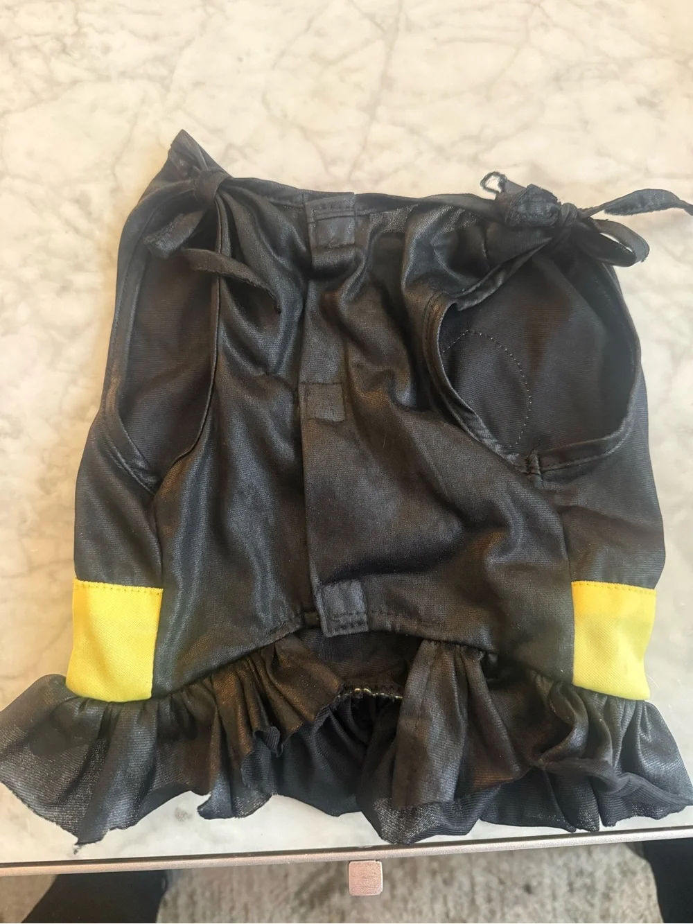Batman Batgirl Style Dog Halloween Costume Black Yellow Ruffle Sz Medium